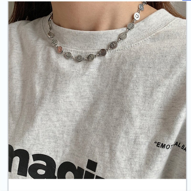 สร้อยคอมุกยิ้มสไตล์เกาหลีย้อนยุคสำหรับผู้หญิง ทำจากเงินSterling 925 ออกแบบสั้นและไม่เหมือนใคร HVM1