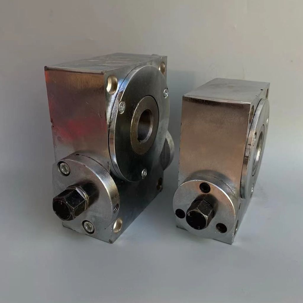 Carton Printing & Slotting Machine Parts : Phase Adjustment Worm Gear Box for Water-based Ink Printi