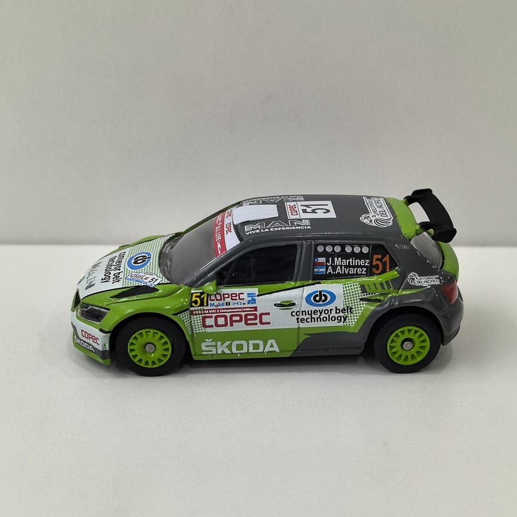 โรงงานเดิม 1/55 SKODA FABIA R5 #51 Skoda Racing Model Alloy Tyre Skin Rubber IXO OEM ความยาวประมาณ 7
