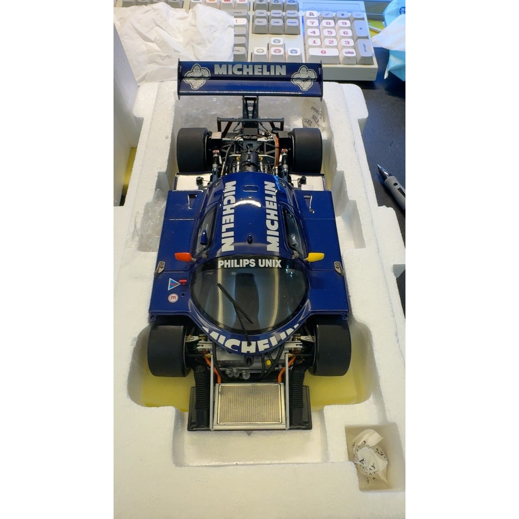 EXOTO 1/18 Mercedes-Benz Sober C9 Saint Laurent YSL #61号 กล่องคู่ สมบูรณ์ ไม่มีซองและประแจ ผื่น แต่ม