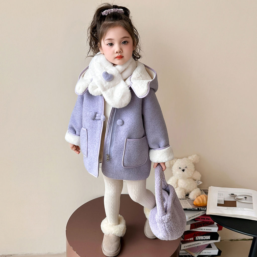 ฤดูใบไม้ร่วงและฤดูหนาวใหม่ – สาวเสื้อผ้าผ้ากํามะหยี่เสื้อโค้ทเด็กและเด็กที่มีฮู้ดและเสื้อโค้ทที่อบอุ่น