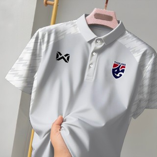 เสื้อโปโลผู้ชาย คอลูกกรอบขนาดใหญ่ทีมชาติไทย ทรงหลวม สวมใส่สบ…