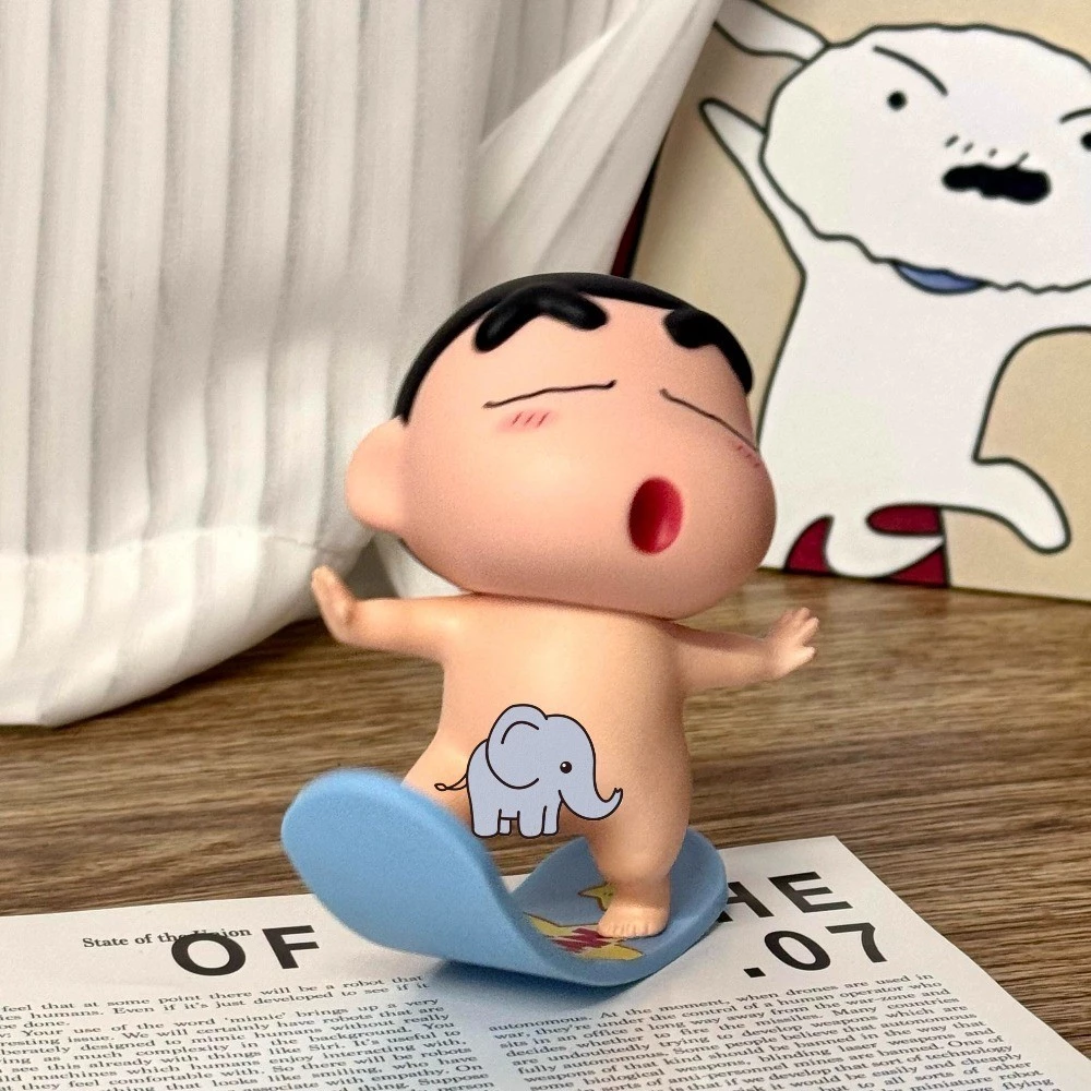 💥 จัดส่งจากประเทศไทย 💥Crayon Shin-chan Surfing คอสเพลย์ Bathe Action รูปอะนิเมะ COD สต็อกตุ๊กตาของเล่นสําหรับของขวัญเด็กคอลเลกชันเครื่องประดับรถบ้านเค้กตกแต่ง Gacha thumbnail 8