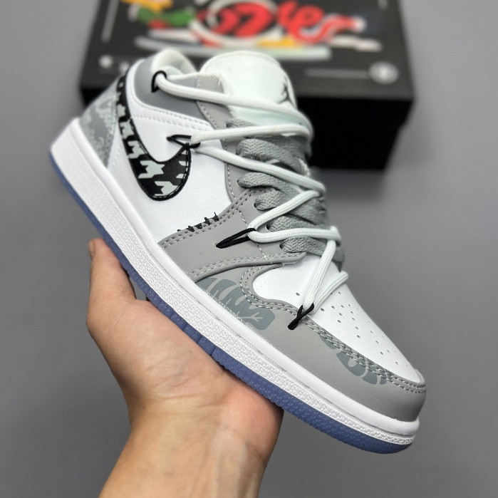 NK,AJJJordan 1 Low DC0774-105 รองเท้ากีฬาสันทนาการ--&-