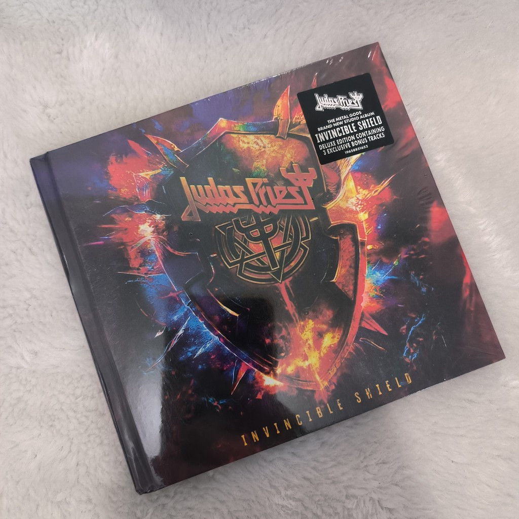 J523 Judas Priest Invincible Shield CD Album Deluxe Edition Digibook 2024 Digibook C0103