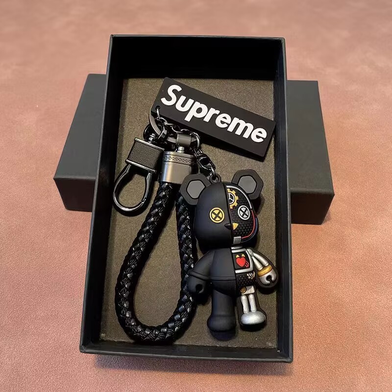(พวงกุญแจ) พวงกุญแจ เทรนด์คุณภาพสูงกลไกหมีรถ Keyfob บุคลิกภาพของขวัญคู่รักสามมิติตุ๊กตากระเป๋าแขวนสำหรับของขวัญวันหยุดเล็ก ๆ น้อย ๆ