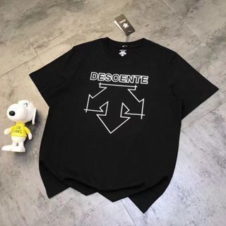 DESCENTE T-Shirt สไตล์สปอร์ตแคชวลสำหรับทั้งชายและหญิง ทำจากผ้าฝ้ายพรีเมียม 100% สวมใส่สบายตลอดวัน – โปรปัง