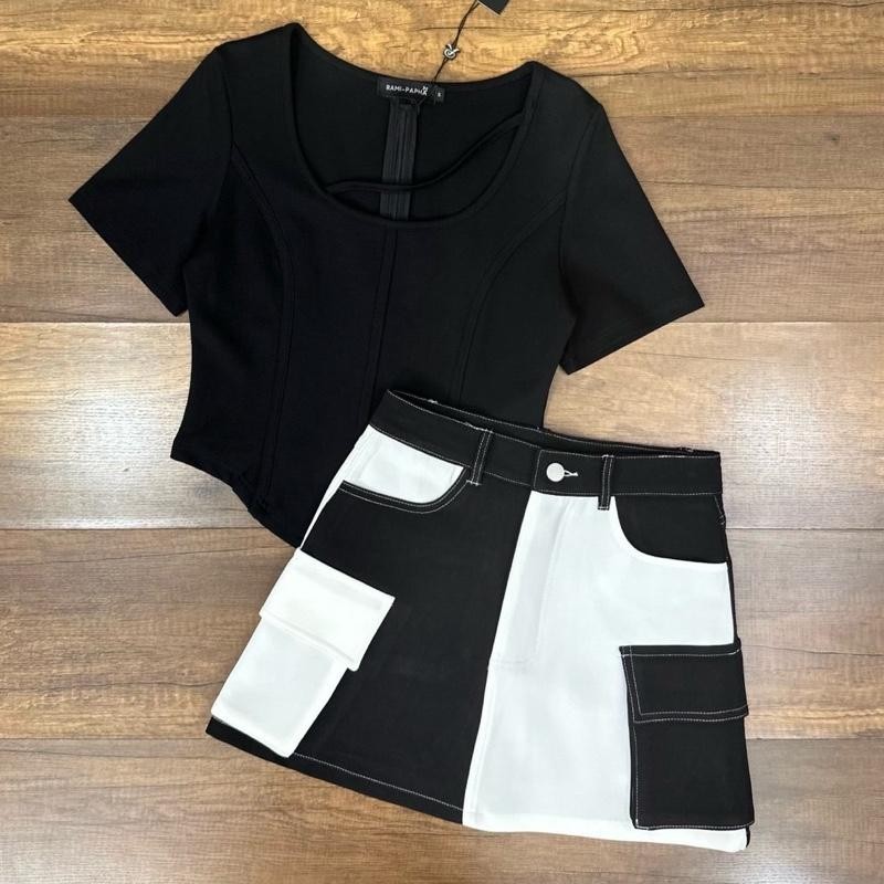 พร้อมส่ง XS-L⚡️RM 8590 เสื้อสีดำ+กระโปรงทูโทนดำตัดขาว ดีเทลเก๋ - รูปที่ 4