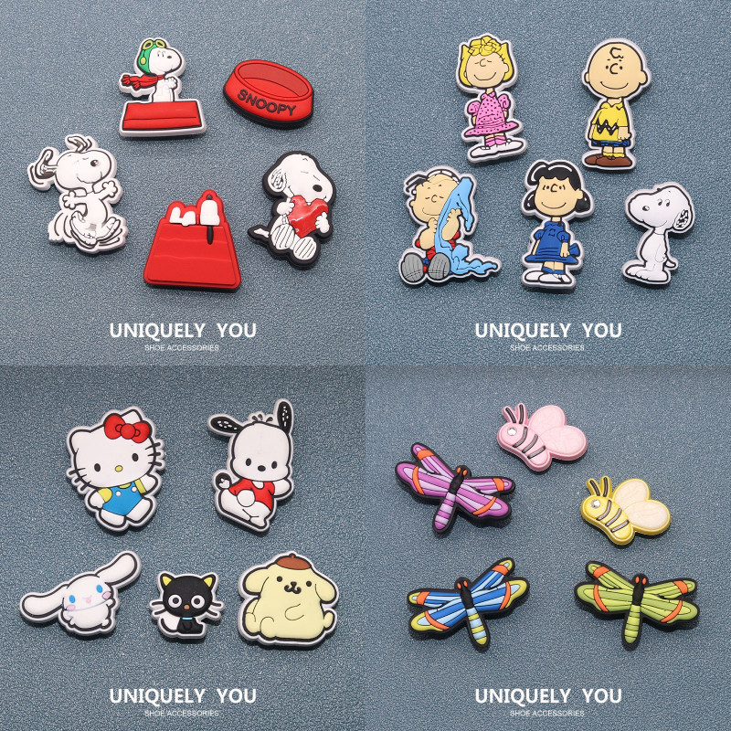 รองเท้าหัวเข็มขัด Miss Zoe Jibtz Snoopy ดีไซน์การ์ตูนคิตตี้และลายผีเสื้อ