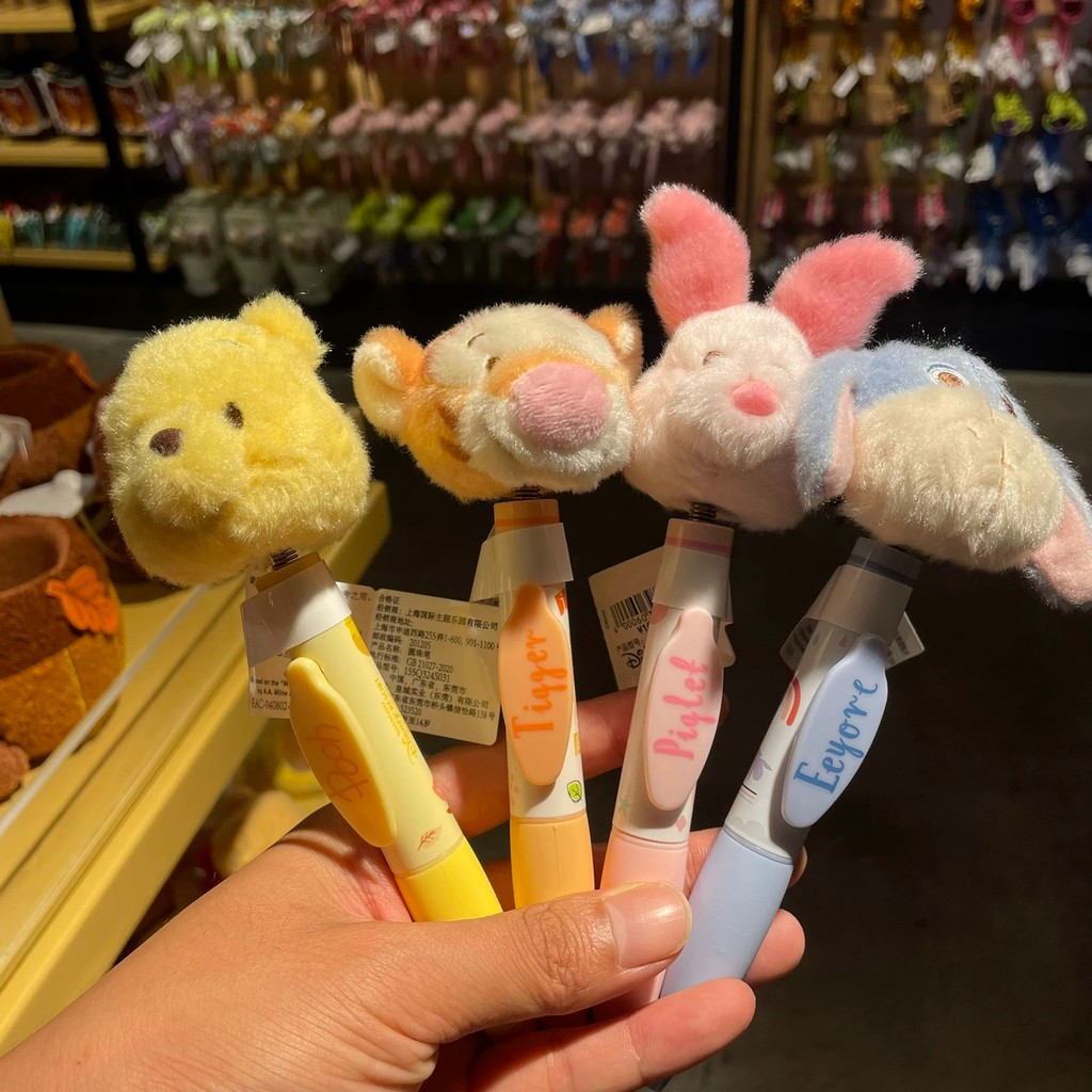 Disney ของแท้ Pooh Pooh Piglet Piglet Tigger Il Shaking Head ปากกาลูกลื่น