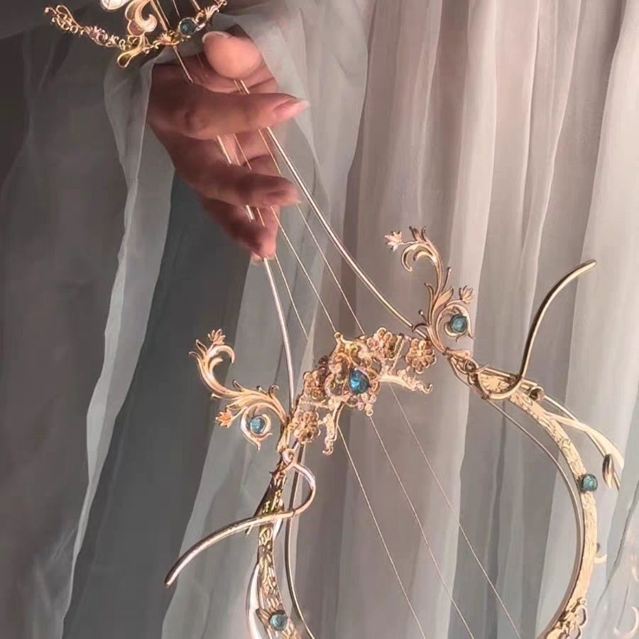 Original Pipa Shop Dunhuang สไตล์ทองแดงบริสุทธิ์ Pipa อุปกรณ์ประกอบฉากมือถืออุปกรณ์เสริมโบราณ Hanfu 