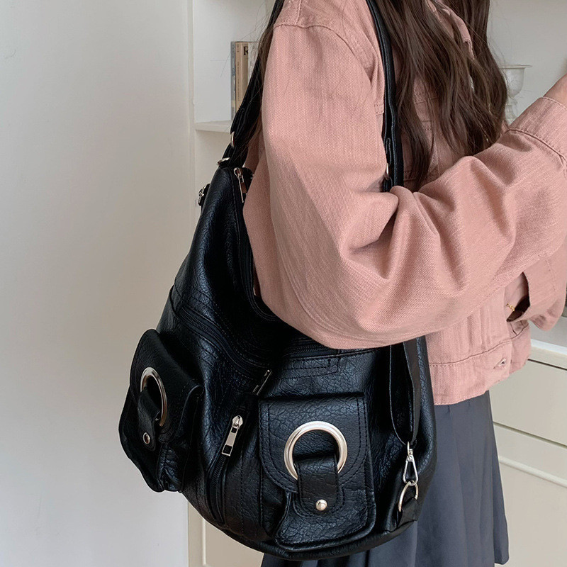 TRENDY POUCH  กระเป๋าซิปที่เรียบง่ายและมีสไตล์ PU tote bag กระเป๋าเป้สะพายหลังความจุขนาดใหญ่สําหรับเดินทางอเนกประสงค์ ราคา ถูกที่สุด ดีลบีเคเค แกลเลอรีภาพที่ 2