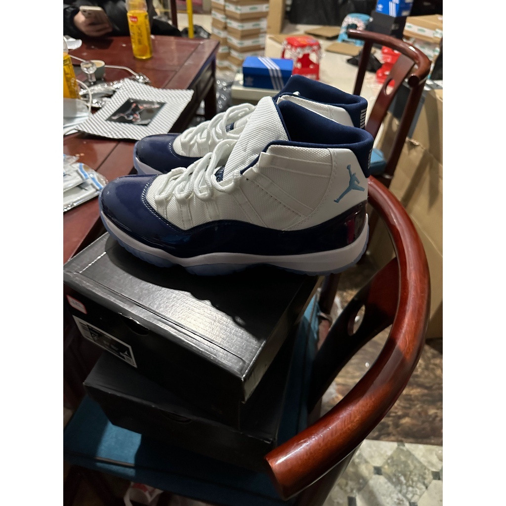 Air Jordan 11 Win Like 82 OG XI Blue White Bred Concord 378037–123