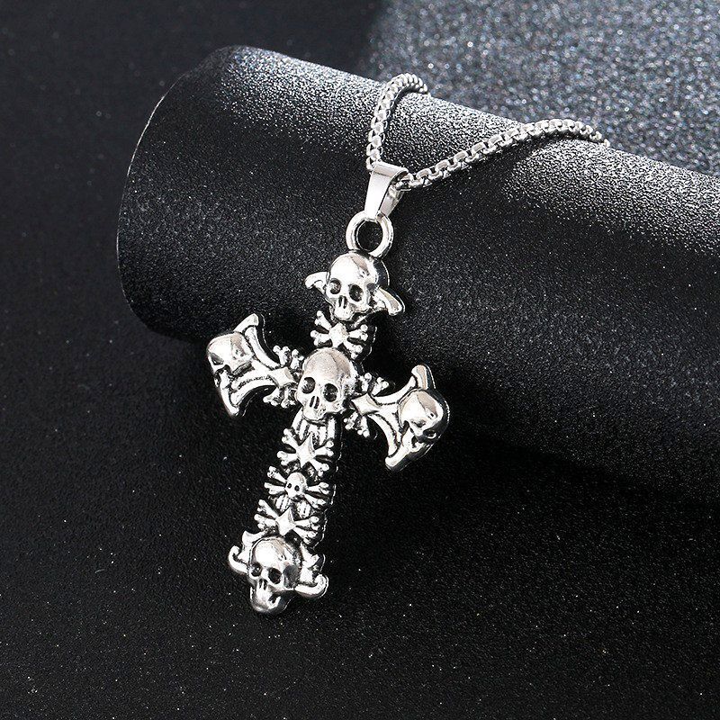 สร้อยคอมetallicaแบบย้อนยุคสำหรับผู้ชาย ออกแบบโดยใช้วัสดุเหล็กไทเทเนียม