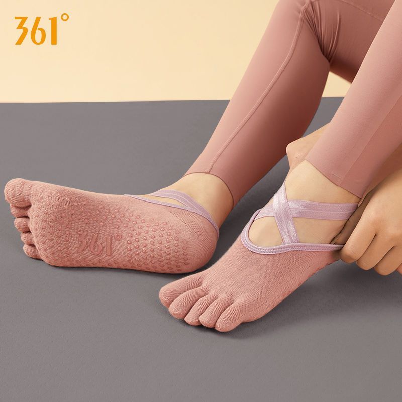 现货现发361度瑜伽袜女专业防滑五指瑜珈袜初学者透气运动健身普拉提袜子361 degree yoga socks women's professional non-slip five-finger Y