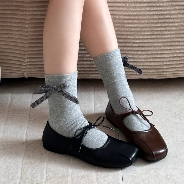 รองเท้าแฟชั่นแมรี่เจนสำหรับผู้หญิง รองเท้าส้นแบนหัวเหลี่ยมสำหรับผู้หญิง สีทึบ สไตล์บัลเล่ต์ - รูปที่ 2