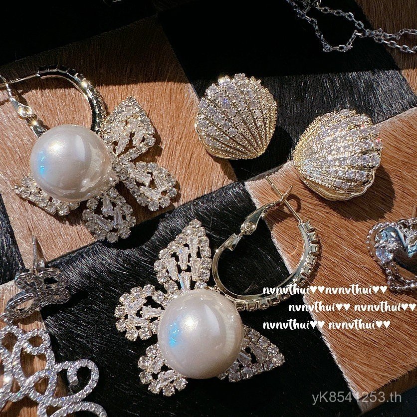 ต่างหูลูกปัดเพทายและมุก เคลือบทอง 18K Galaxy Shine Edition