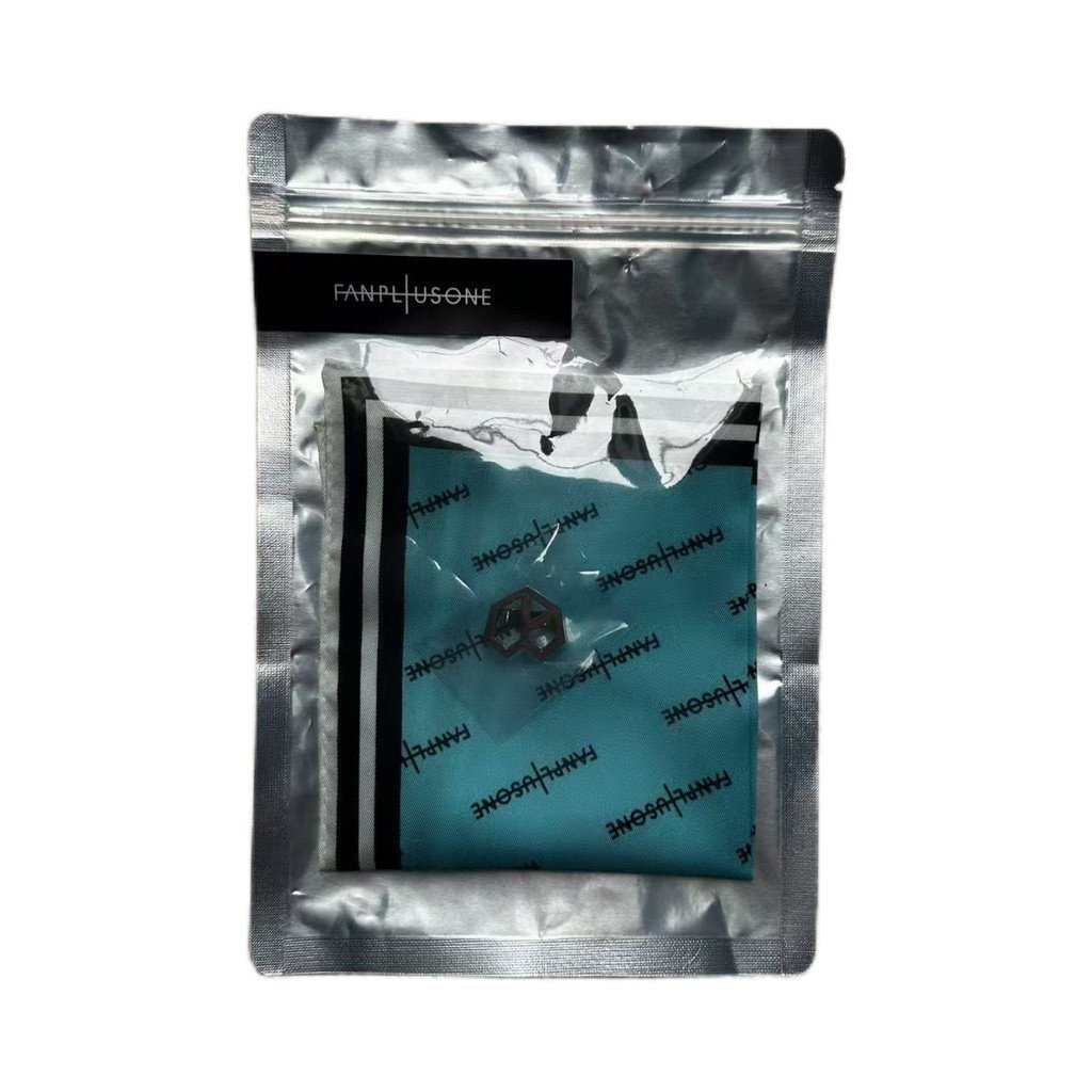 G G-DRAGON G-DRAGON G-DRAGON Gaoyang Field Zhou Support Silk Scarf GD G-DRAGON Gaoyang No. 6 ซิล