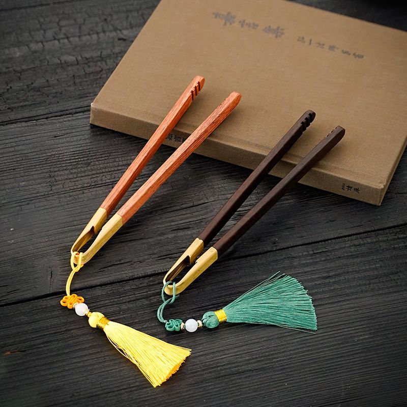 ชุดน้ําชาคุณภาพสูงพร้อมพู่ชิงชันไม้มะเกลือสําหรับชาที่มีพู่ชิงชันไม้มะเกลือสําหรับถ้วยชาหนาชุดน้ําชา