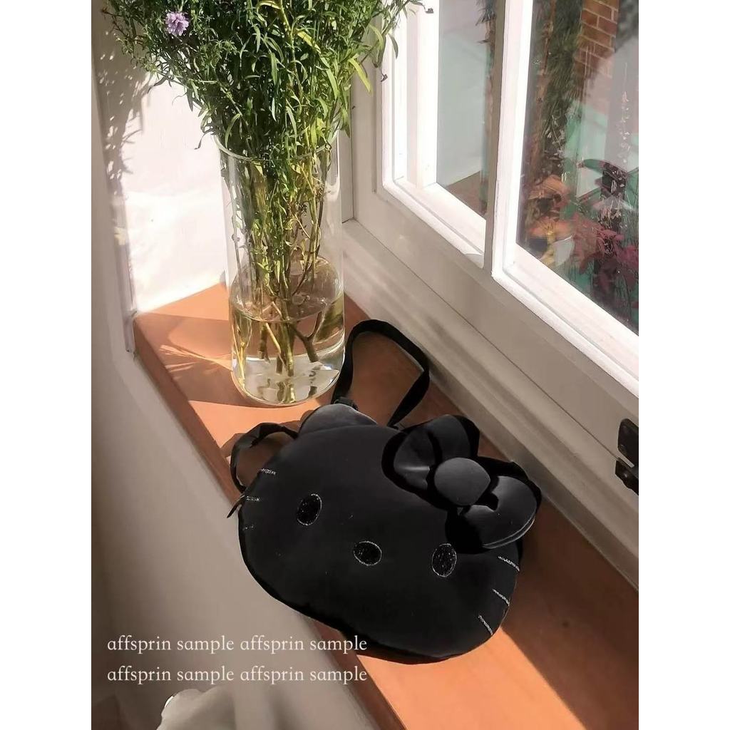 กระเป๋า messenger kitty สไตล์น่ารัก hello kitty ขนาดเล็ก สีดำ สำหรับการใช้งานประจำวันและใส่มือถือได้
