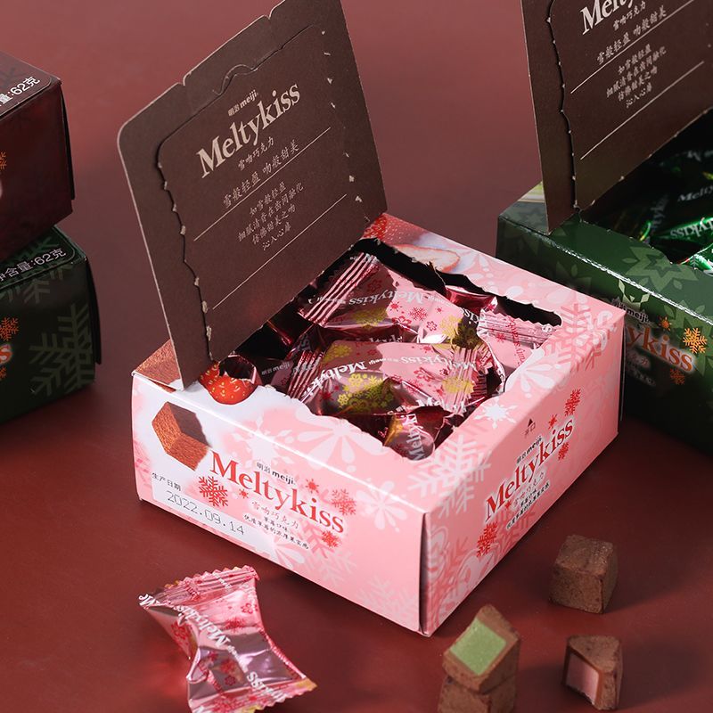 ใหม่สําหรับปี 2026 Meiji Meiji Snow Kiss Meiji Chocolate 33g Matcha Strawberry Cocoa หลายรสชาติ20251