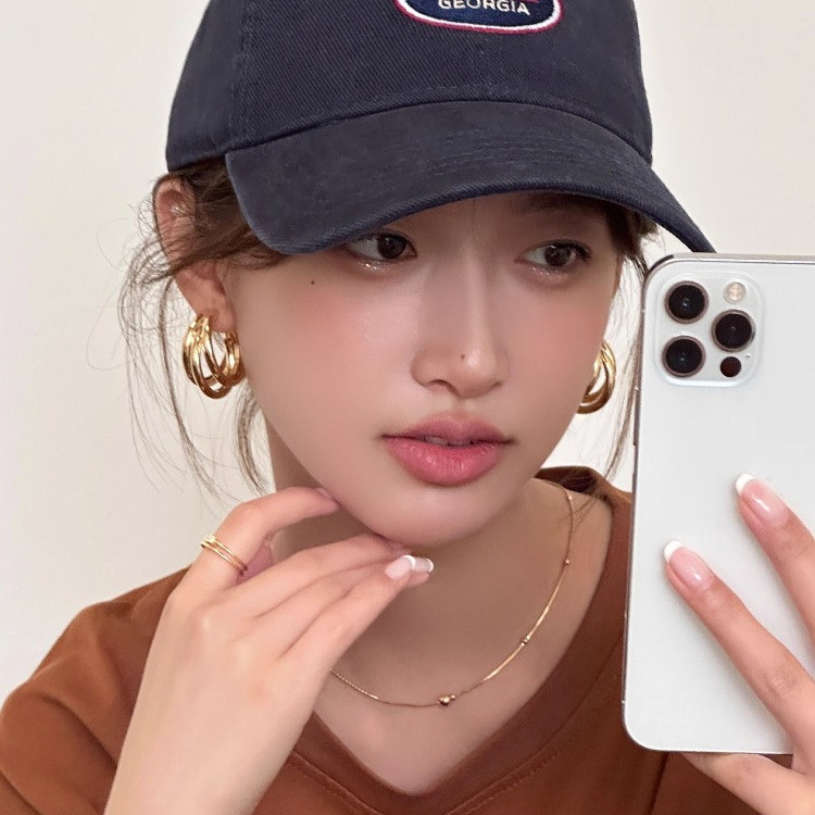 เข็มต่างหูเงิน 925 สไตล์เรียบง่าย พร้อมความหรูหราในราคาที่เหมาะสม