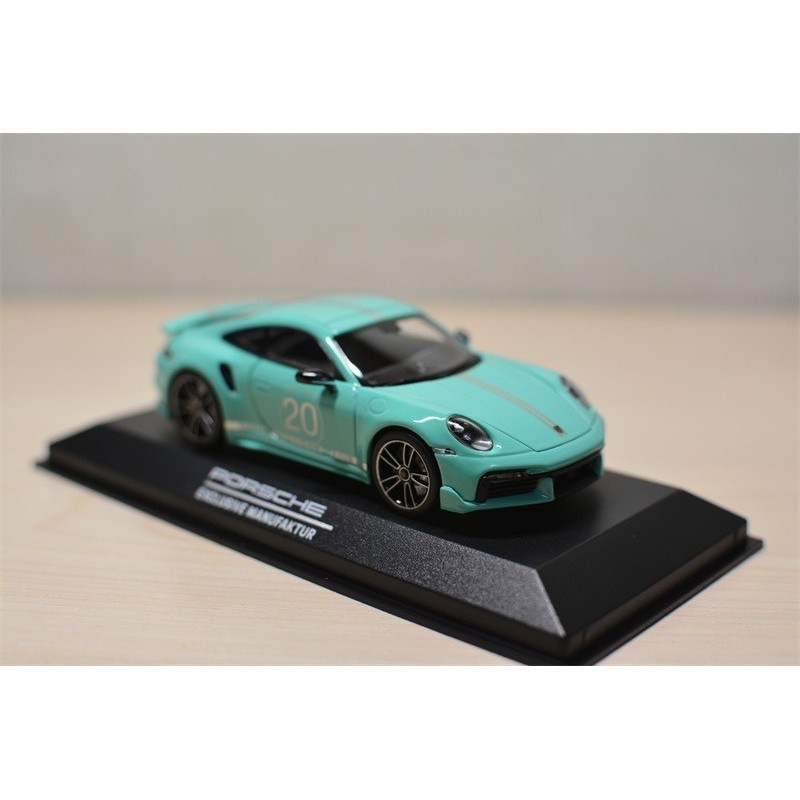 Mini Cut Minichamps1: 43 Porsche Porsche 911 (992) Turbo S 20th China ฉบับครบรอบ 20 ปี สีเขียวมิ้นต์