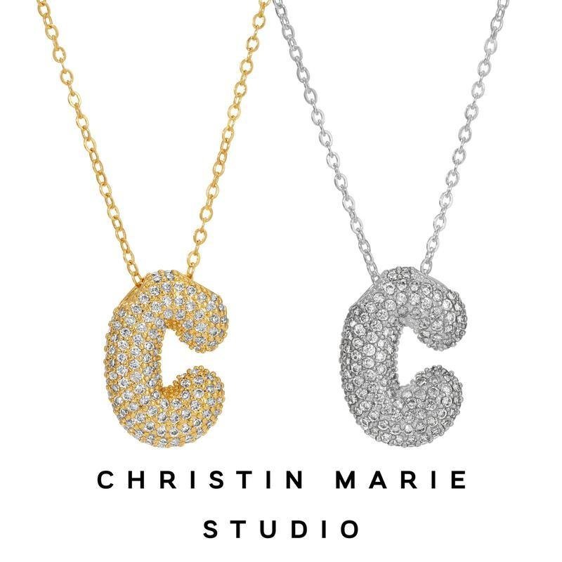 สร้อยคออักษร Icy Bubble