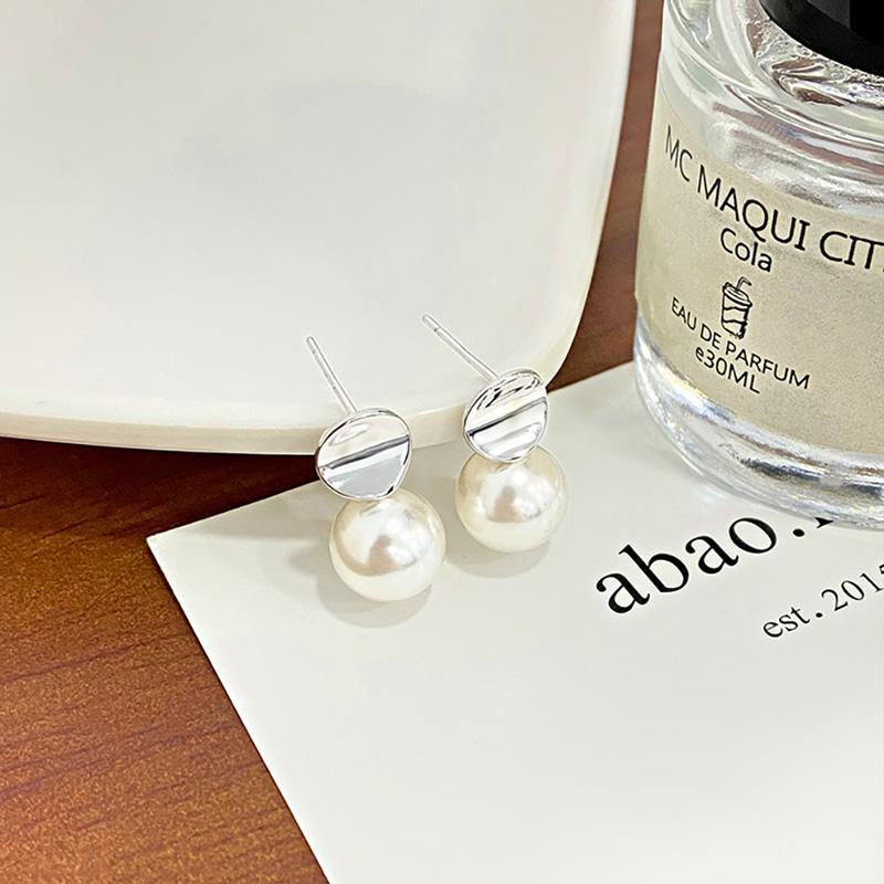 Modern Grace Earrings ต่างหูเงินแท้ S925 [MERCELO]