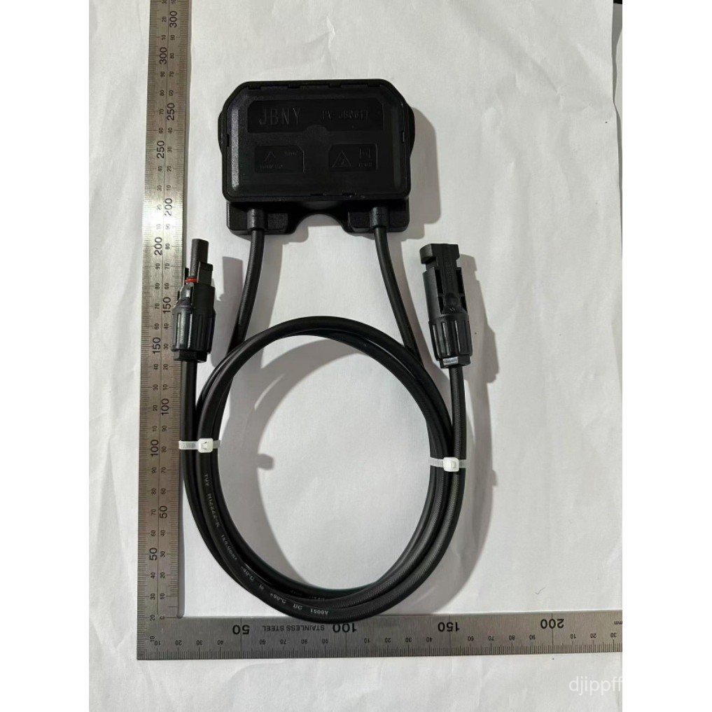 กล่องแยก PV ชนิดกระถางไม่ 1500V YAX6