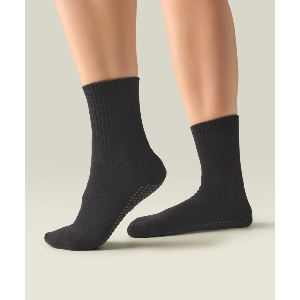 MoveActive Pilates Grip Socks - Classic Black - Move Active Socks - Yoga Barre Pilates Grip Socks