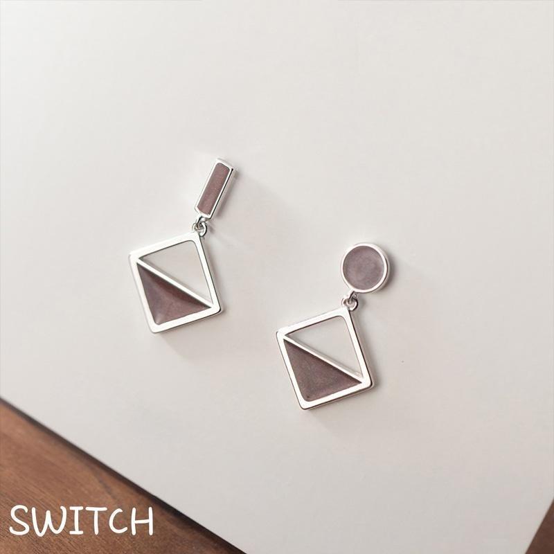 Switch ต่างหูเงินแท้ S925 [MERCELO]