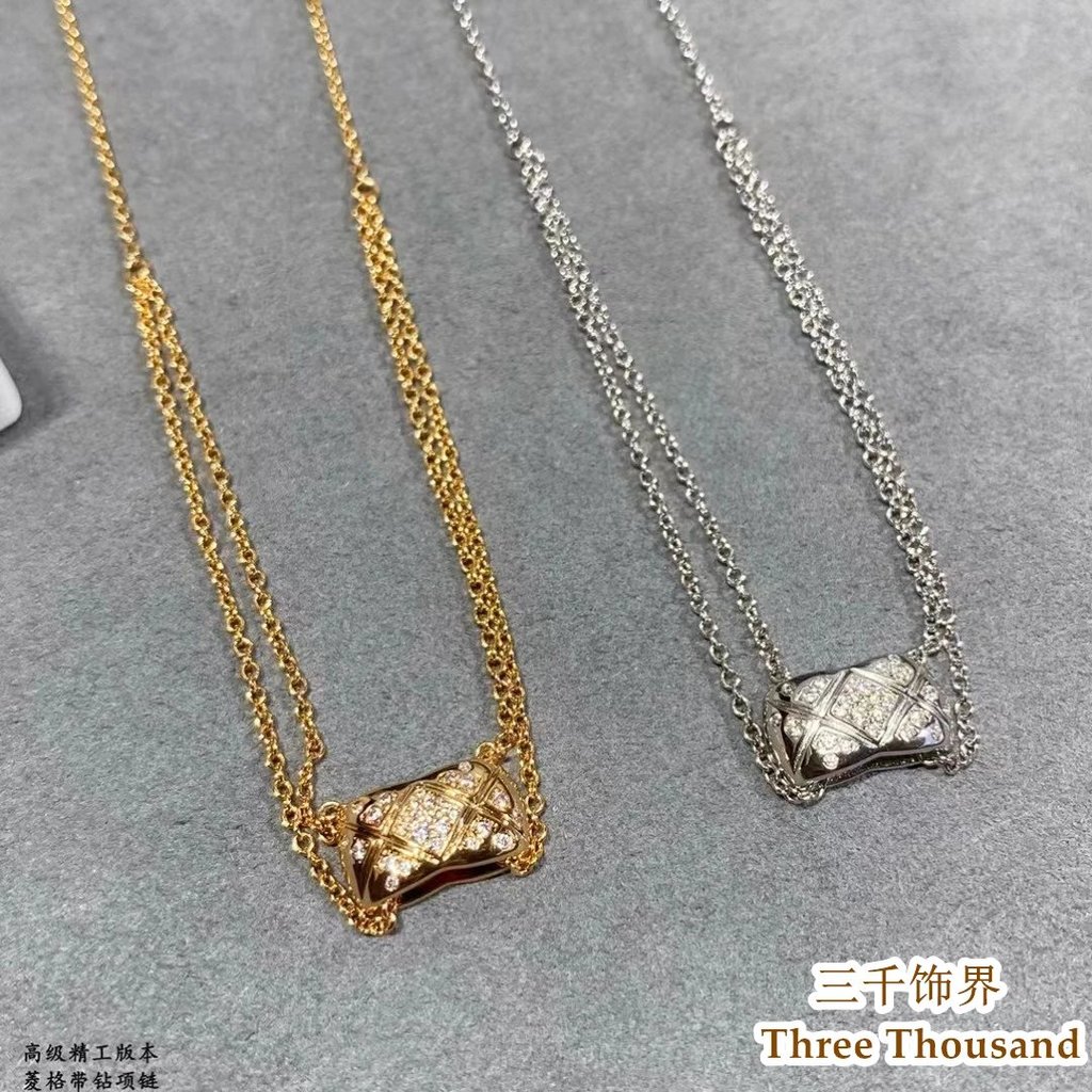 สร้อยคอนำโชคเพชรแกะสลัก CNK เพชรสีสวยงาม พลายน้ำพราวๆ พร้อมแพ็กเกจบรรจุภัณฑ์ที่หรูหรา