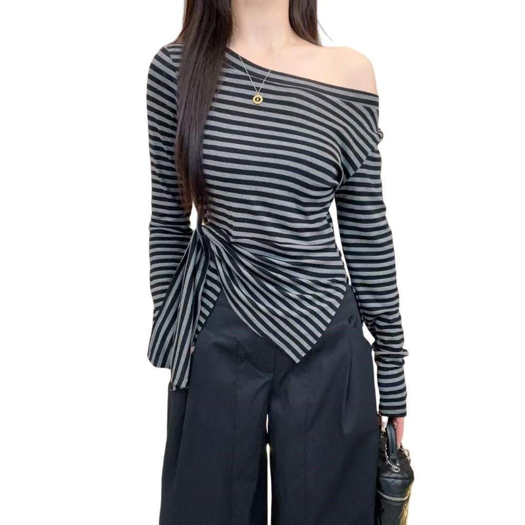 FASHION.61 เสื้อแขนยาวเปิดใหล่ แฟชั่น ดีไซส์เปิดใหล่เฉียง ลายริ้ว ขนาด S-XL อก 32-38 นิ้ว รุ่น W7810