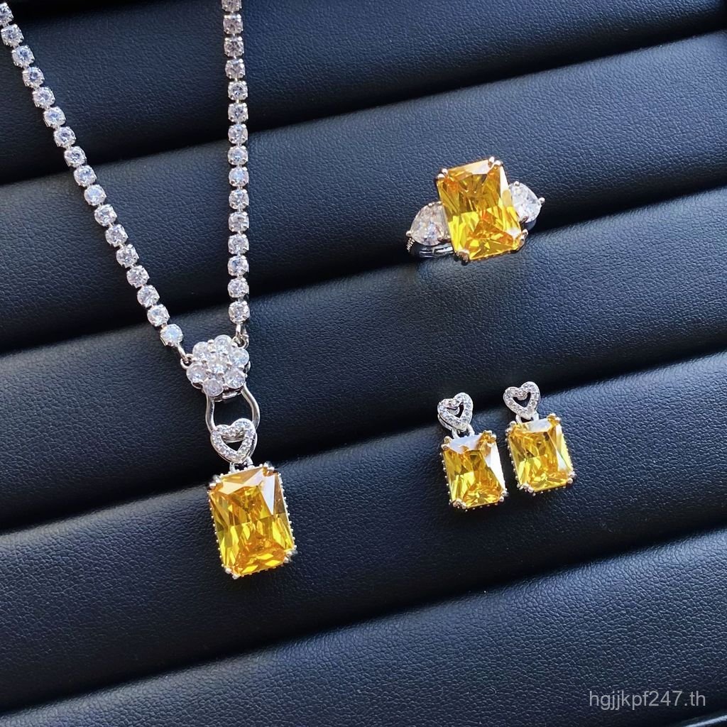 ชุดสร้อยคอและต่างหูสไตล์คลาสสิก ดีไซน์เรียบง่าย พร้อมแหวนสี่เหลี่ยม เปิดงานคริสทอลไทด์ และซิทรินแซฟไ
