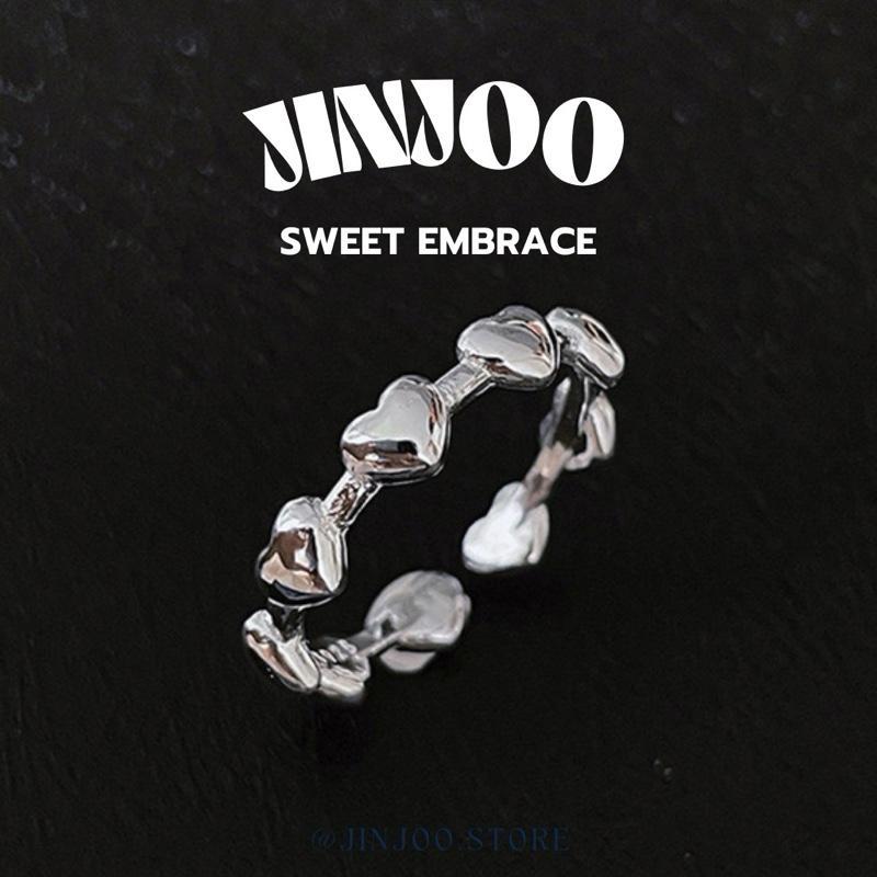 Jinjoo รหัส RA03 แหวน รุ่น Sweet Embrace ดีไซน์น่ารัก หวานละมุน มีสไตล์