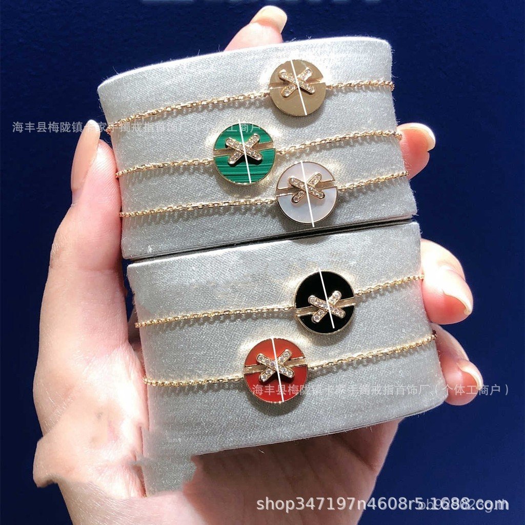 ขายส่ง Rose Gold ของขวัญรุ่นสูง Diamond-Studded สร้อยข้อมือหญิงทานาบาตะสร้อยข้อมือข้ามหญิงสไตล์ใหม่โ