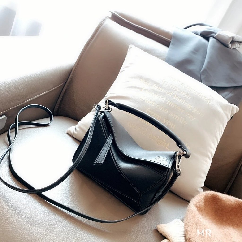 Loewe ️ Mini Style New Mini Puzzle Geometric Puzzle Bag.