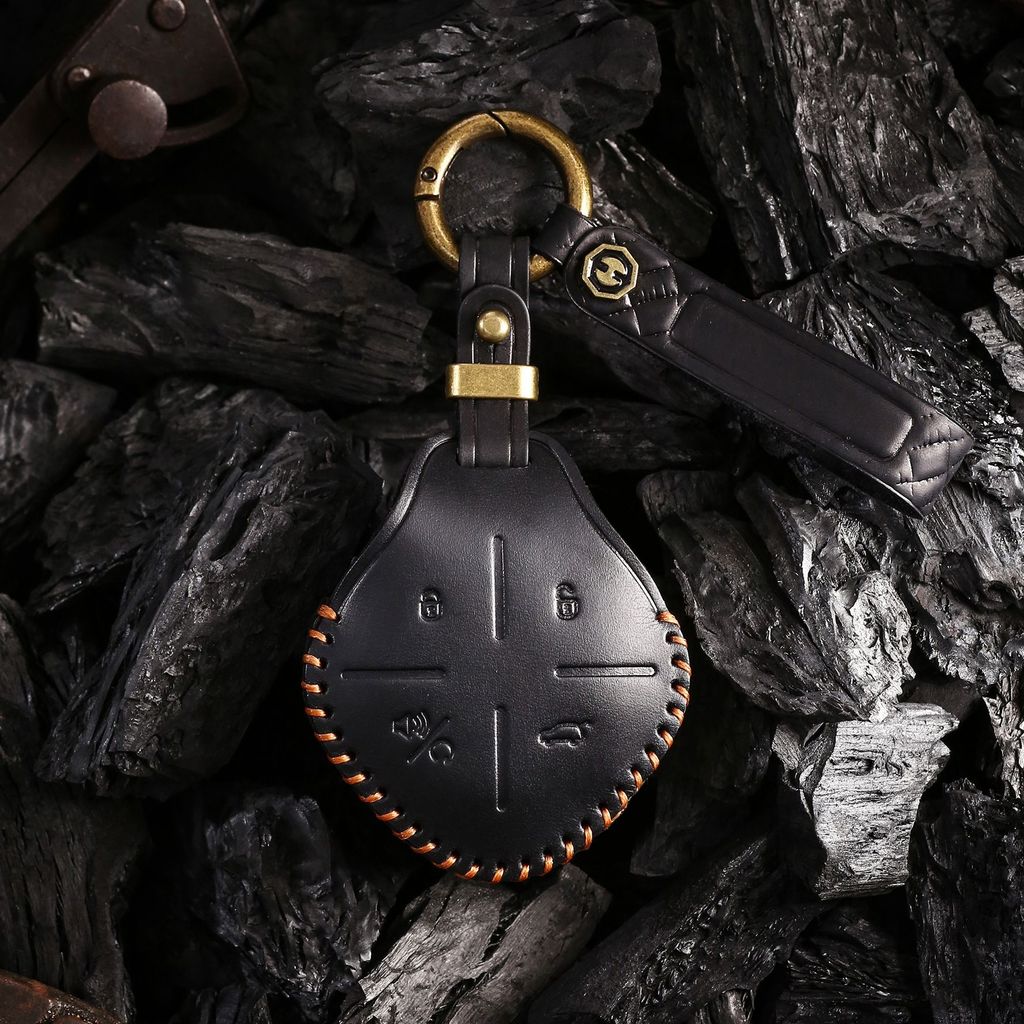 สินค้าใหม่ Retro Key Cover เหมาะสําหรับ Jetto Chery Tu Dasheng idm รถ Handmade ของแท้หนัง Key Case C