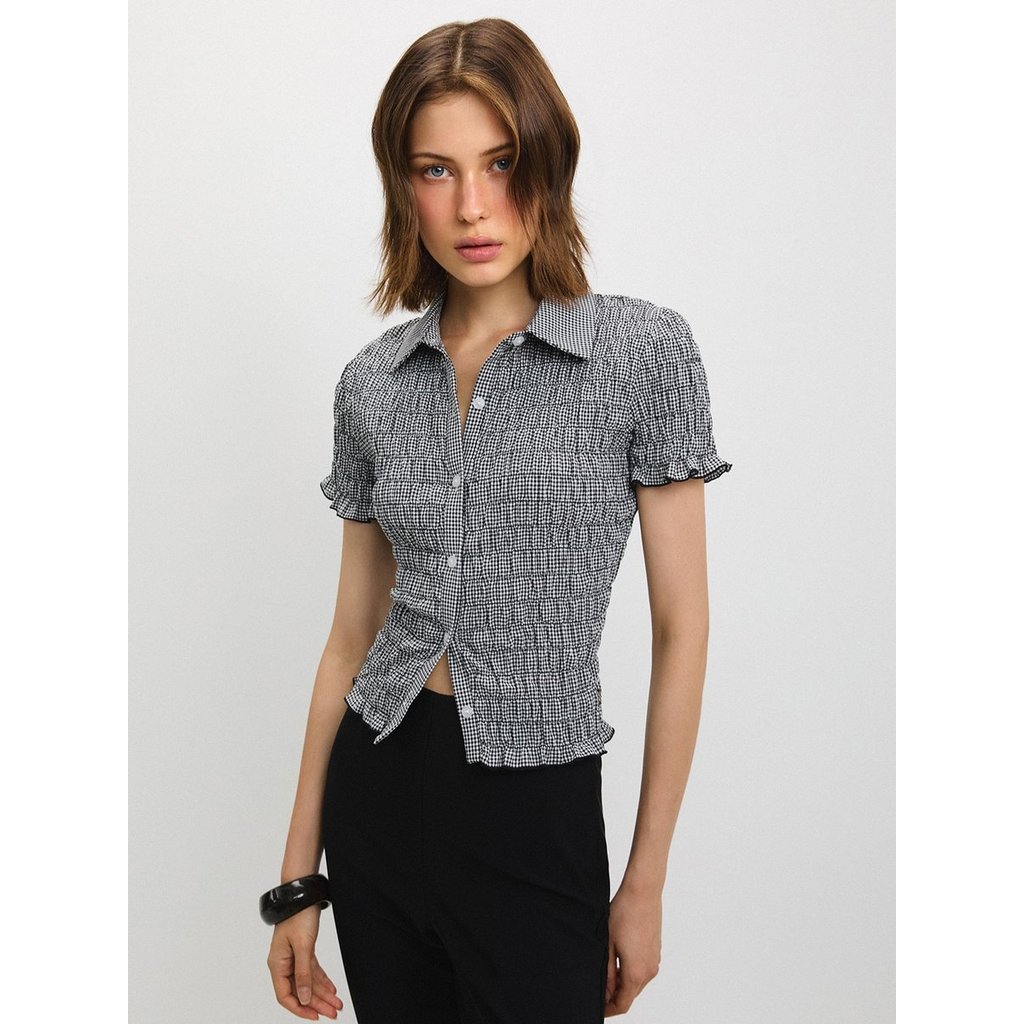 [Pomelo] เสื้อเบลาส์ลายตารางสม็อครอบตัว / Gingham Shirred Blouse