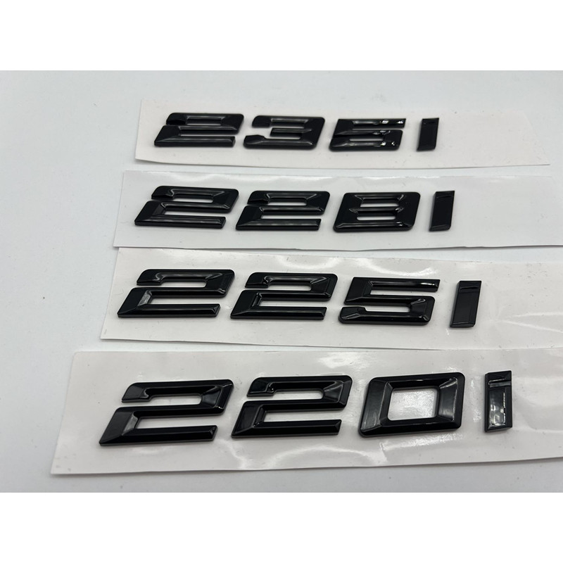 เหมาะสําหรับ BMW 218i 220i 225i 228i 235i โลโก้รถสีดําสดใส โลโก้คํา M235i โลโก้สีดํา