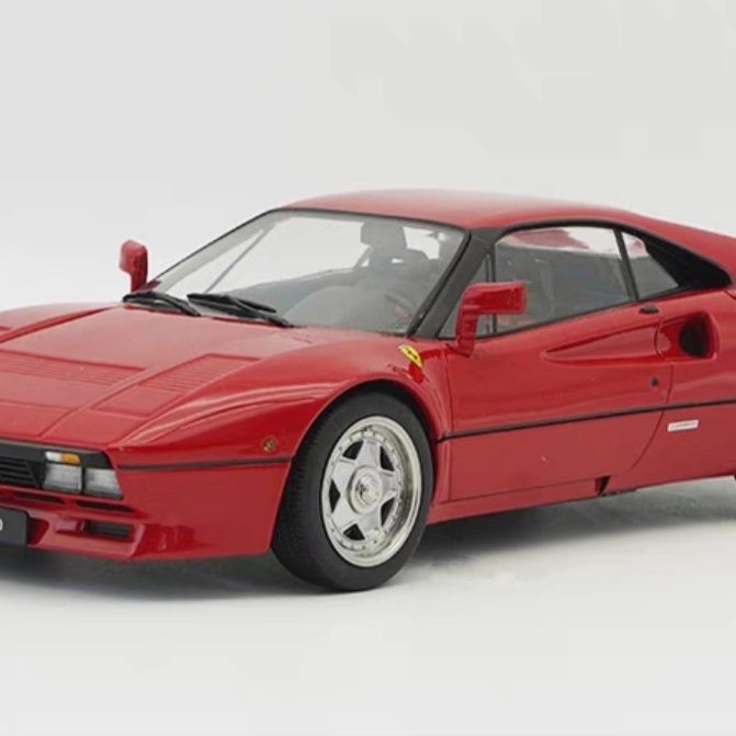 1: 18 KK Ferrari 288GTO รถรุ่น Ferrari 1984 โมเดลรถจําลองโลหะผสม