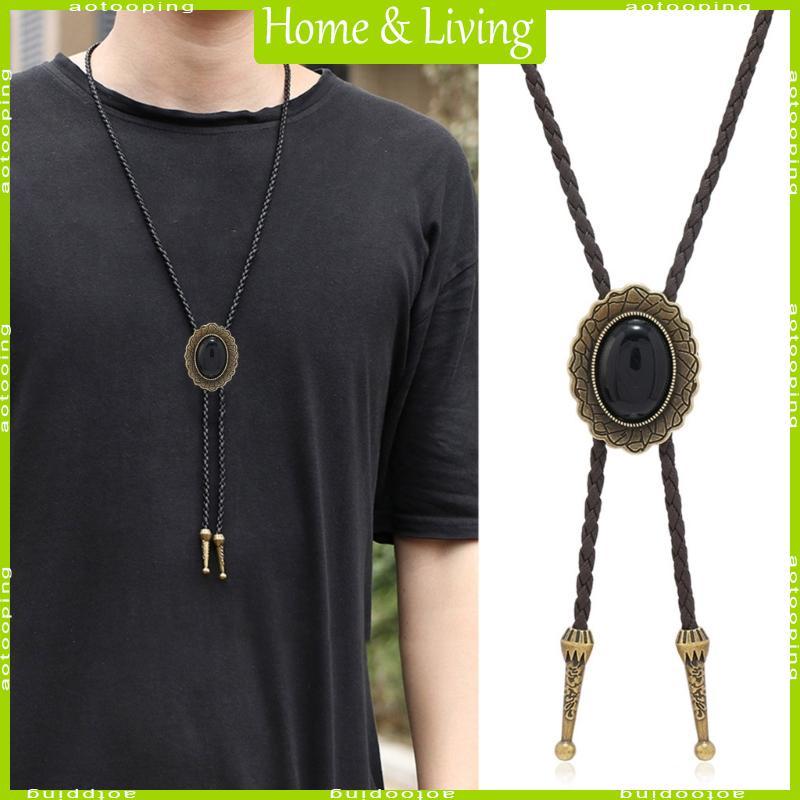 หมวกคาวบอยพร้อมเชือกถักและเสื้อคอเนคไทสำหรับผู้ชาย พร้อมอุปกรณ์แต่งตัวเพิ่มเติม