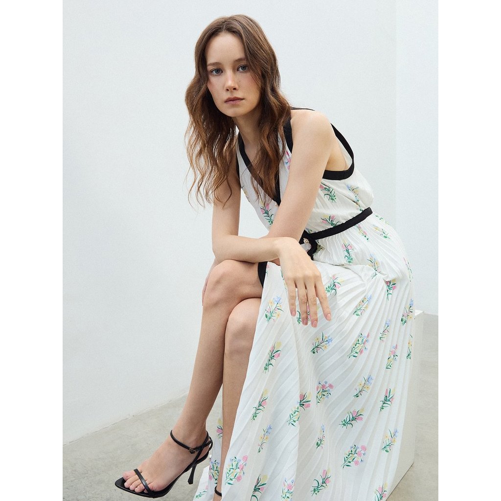 [Pomelo] เดรสพลีทลายดอกไม้ / Floral Pleated Dress — صورة 2