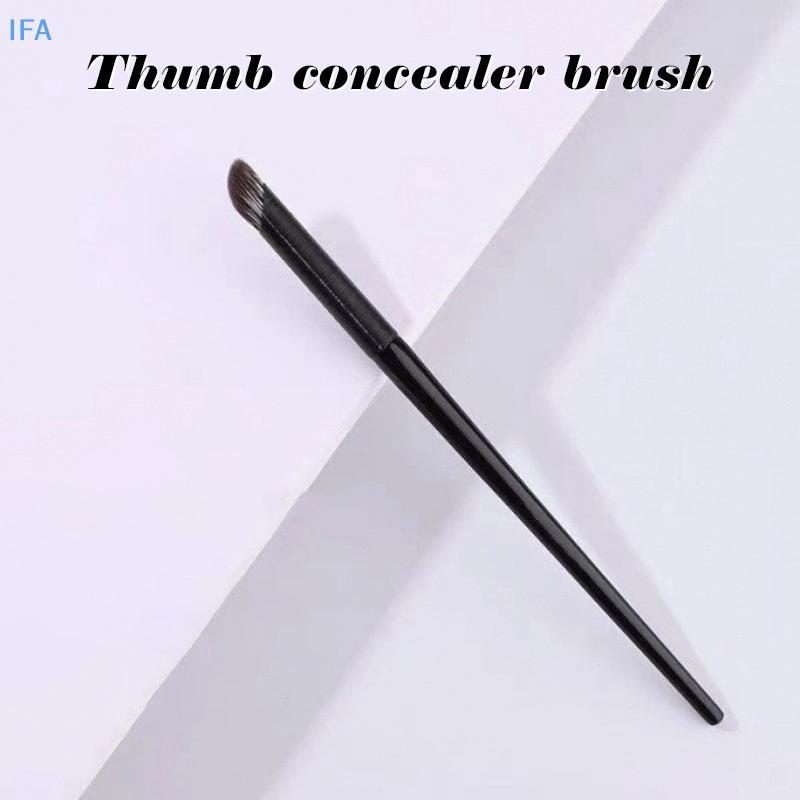 IFA Eyeshadow Brush Soft Cilia Dizzy Dye Eye Makeup Brush Conical Detail Eyeshadow Brush ดี