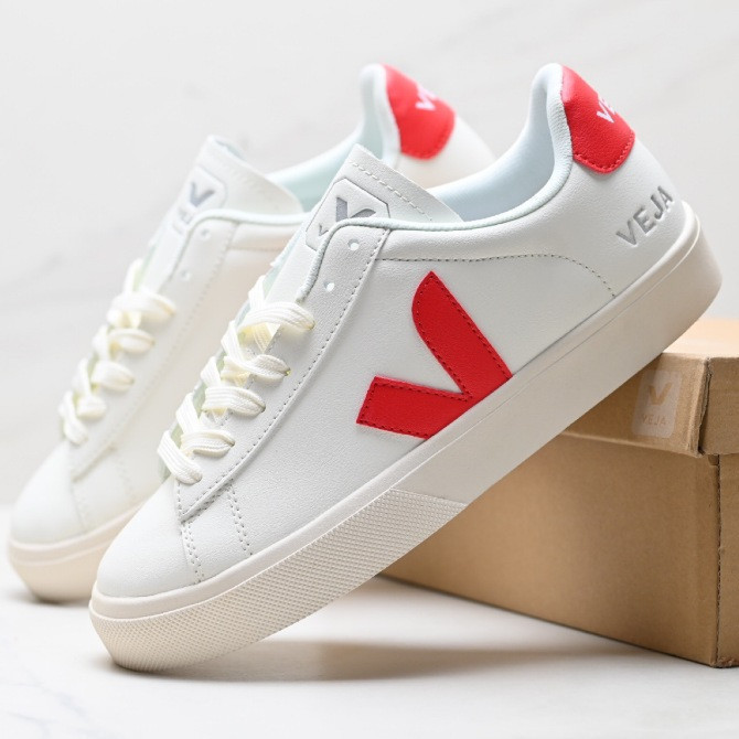 Veja Leather Extra sneakers Classic White sneakers White Red