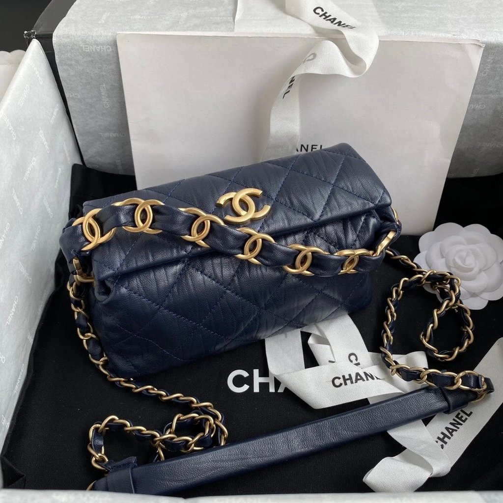 Prada hobo bag ใบเล็ก A New Generation Stray bag Shocking Coming, One More Wrist More Practical ได้ 