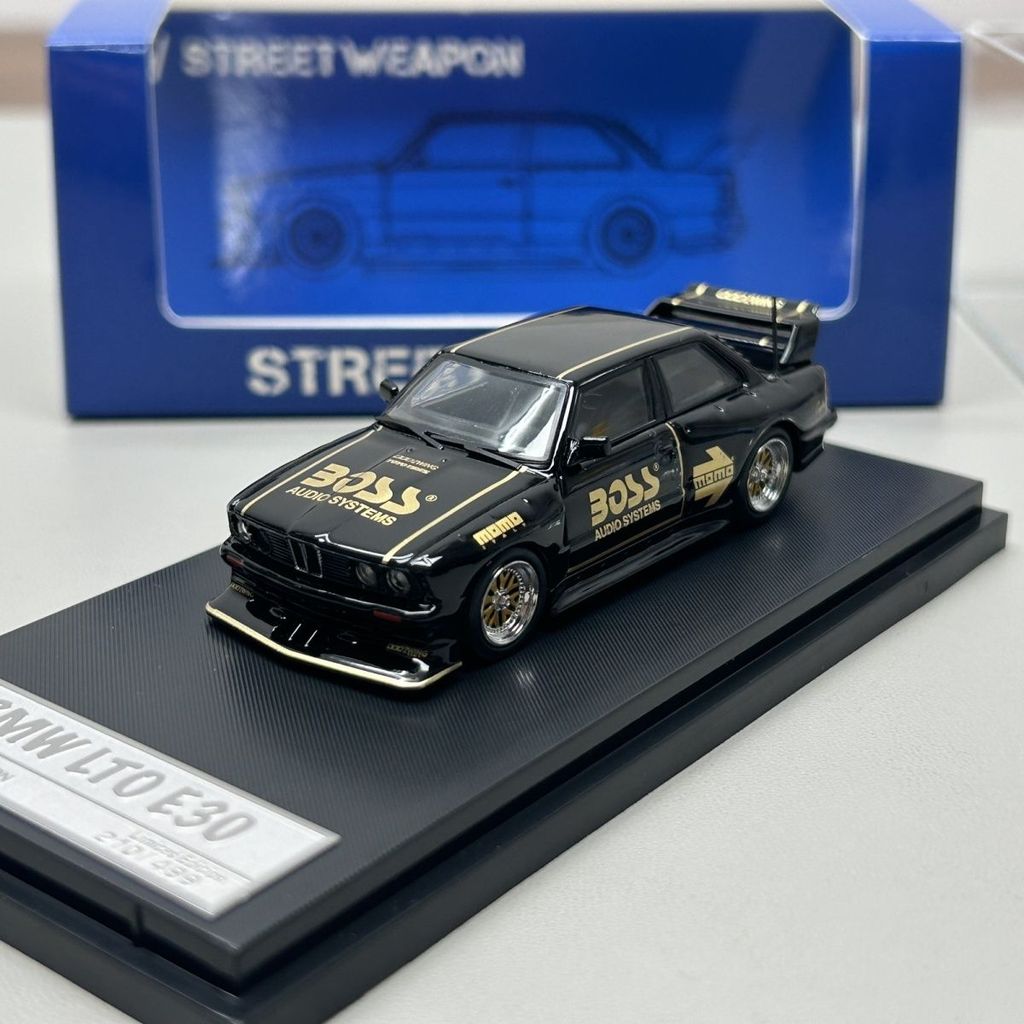 อาวุธถนน 1/64 LTO BMW E30 M3 LTO BMW E30 M3โลหะผสมDiecastรถของเล่นของขวัญวันเกิด