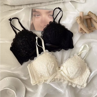 ชุดชั้นในเซ็กซี่ ไม่มีโครงเหล็ก ผ้าลูกไม้ตกแต่งโบว์ ถ้วยเสริ…