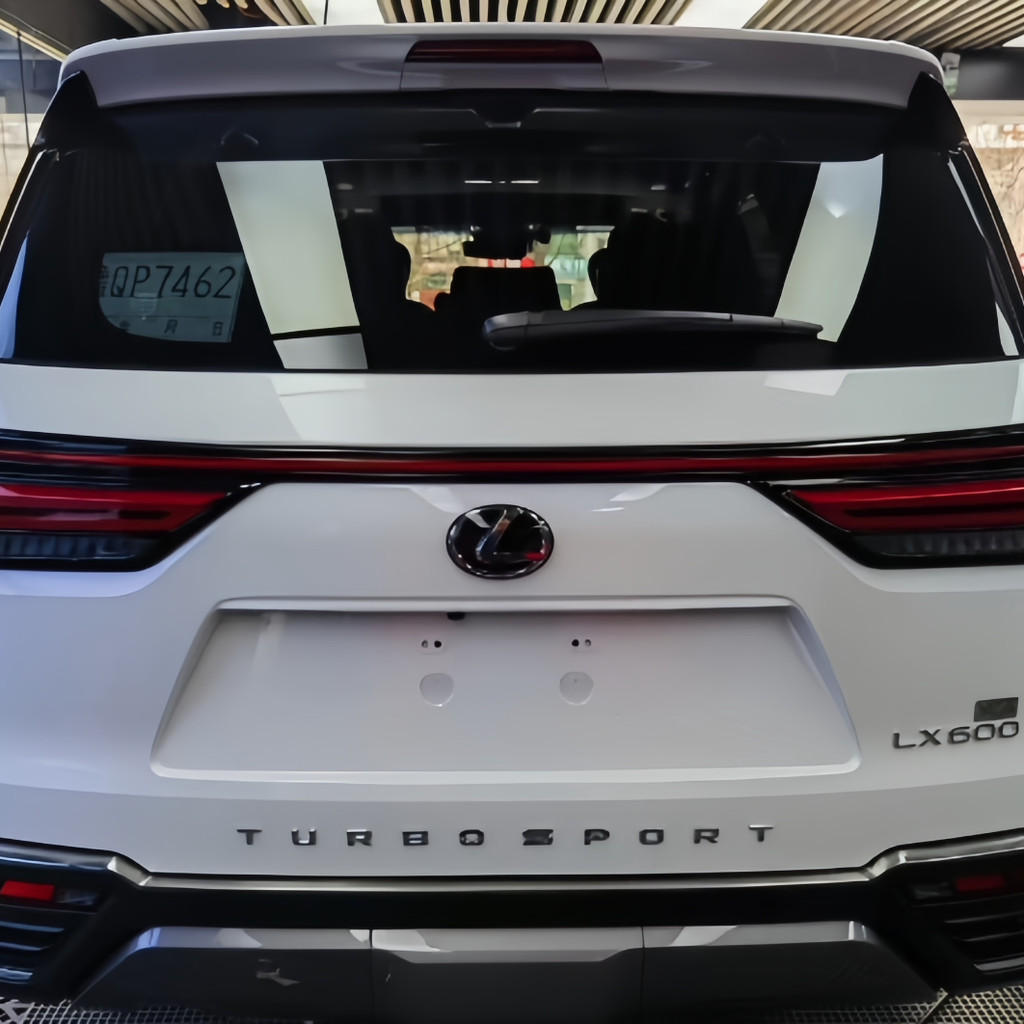 เหมาะสําหรับ LEXUS LX600 ป้ายหลัง LEXUS Letter Logo LX700 Tail Crystal Label Modified Black Samurai 